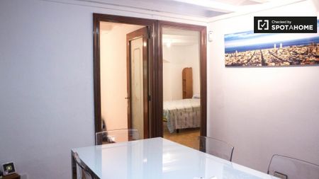 barcelona, Catalonia 08001 - Photo 2