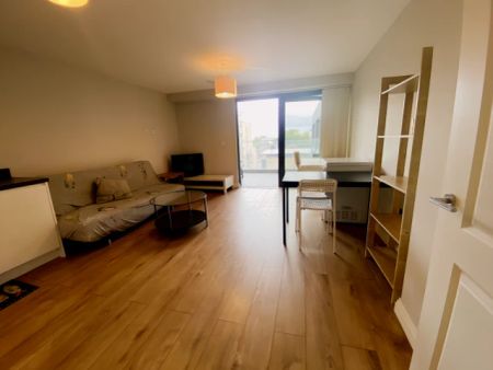 2 Bedroom 2 Bathroom 39A - Photo 2