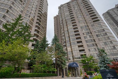 For Lease - 55 Kingsbridge Garden Circle Unit# 313, Mississauga, Ontario - Photo 5