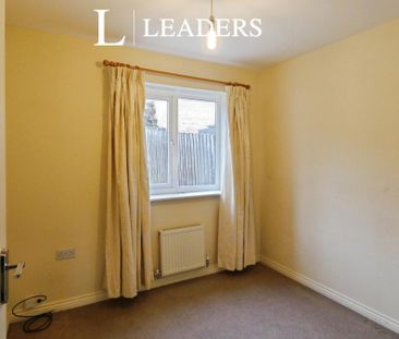 4 bedroom house to rent Scholars Way, Berry Hill, Mansfield, NG18 - Photo 4