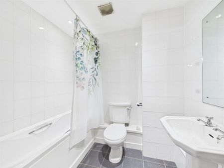 1 BED Apartment To rent - Photo 4