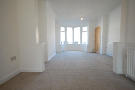 2 bedroom semi-detached house to rent - Photo 2