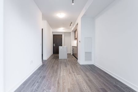 For Lease - 1 Yorkville Avenue Unit# 2307, Toronto, Ontario - Photo 4
