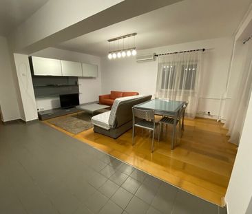 Unirii nr. 1, Fantani spre Casa Poporului, - Photo 5