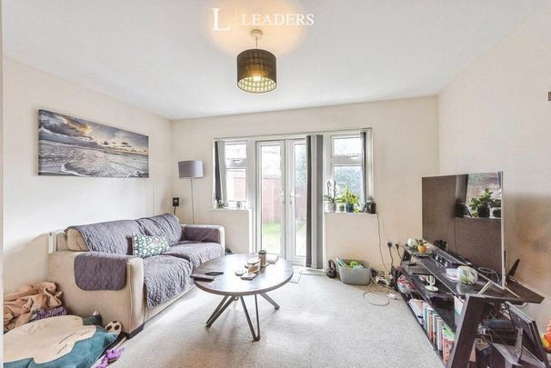4 bedroom house to rent - Photo 1