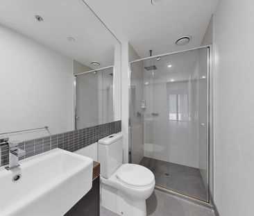 402/33 Clarke Street, Southbank, Vic 3006 - Photo 4