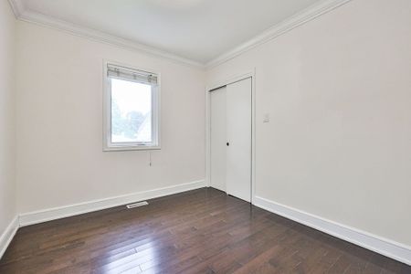 For Lease - 3096 Ballydown Crescent, Mississauga, Ontario - Photo 4