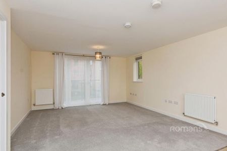 1 bedroom flat to rent - Photo 2