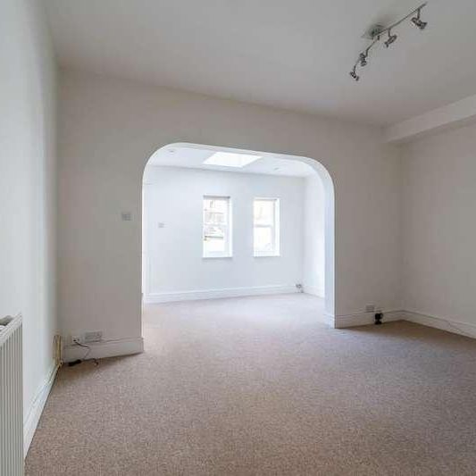 Manor Road, Bath, BA1 - Photo 1