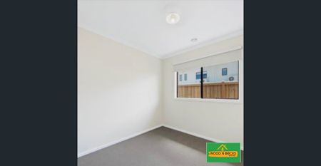 Modern Family Home in Clyde North! - Photo 3