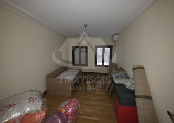 Apartamento T4 em Lisboa