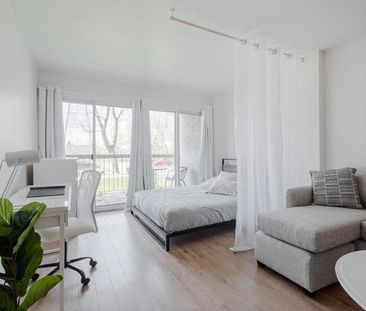 Loft entièrement meublé à louer Sainte-Foy / Sillery novembre 2025 - Photo 1