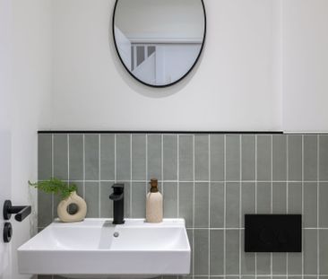 For Sale and To Let 3 Bedroom House - Photo 6