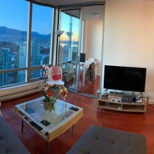 Waterview One bedroom with 2 den in coal harbour downtown Vancouver - Photo 3