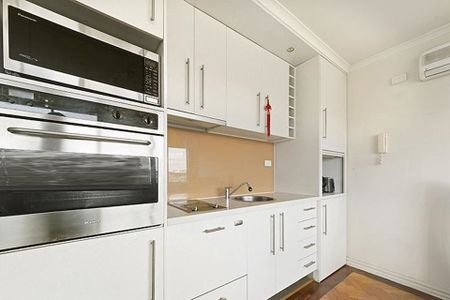 Unit 9/37-41 Margaret Street, South Yarra. - Photo 5