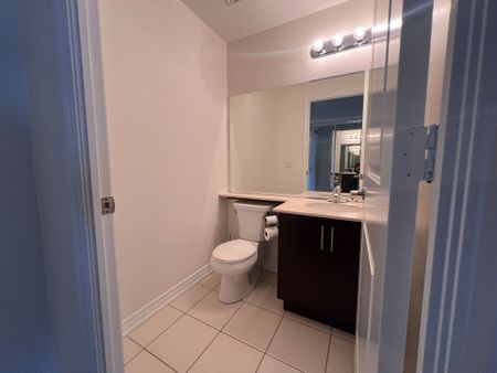 For Lease - 9245 Jane Street Unit# 1502, Vaughan, Ontario - Photo 3