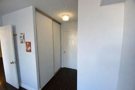 For Lease - 275 Bamburgh Circle Unit# 201, Toronto, Ontario - Photo 3