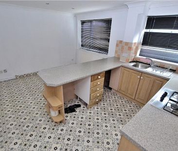 3 bedroom detached house to rent - Photo 4