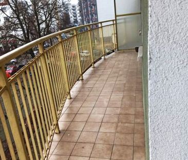 Stare Miasto, 2 pokoje, duży balkon. Polecam. - Zdjęcie 1