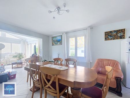 Maison T6 SATHONAY VILLAGE à louer - Photo 2