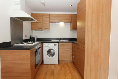 1 bedroom flat to rent - Photo 4