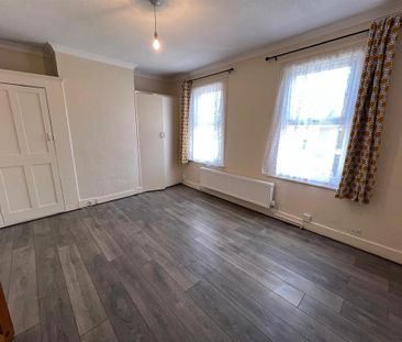 4 bedroom terraced house to rent - Photo 1