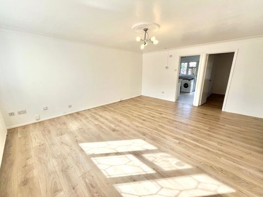 Staplegrove, Shoeburyness, Southend-on-Sea, Essex, SS3 8AQ - Photo 1