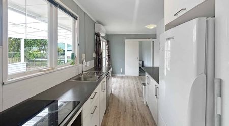 AWAPUNI - 3 BEDROOMS - Photo 2