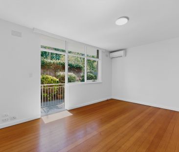 3/125 Glen Huntly Road, Elwood VIC 3184 - Apartment For Rent | Domain - Photo 1