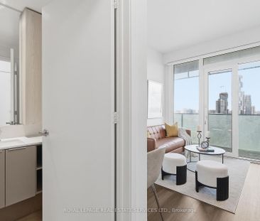 For Lease - 3900 Confederation Parkway Unit# 1811, Mississauga, Ont... - Photo 3