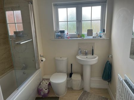 2 Bed Flat, Longdown Avenue, BS16 - Photo 5
