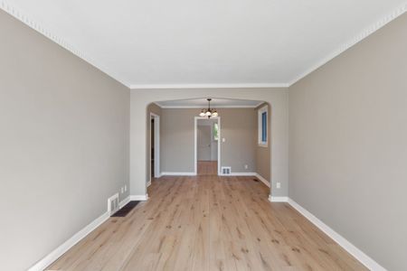 For Lease - 46 Athol Avenue, Toronto, Ontario - Photo 2