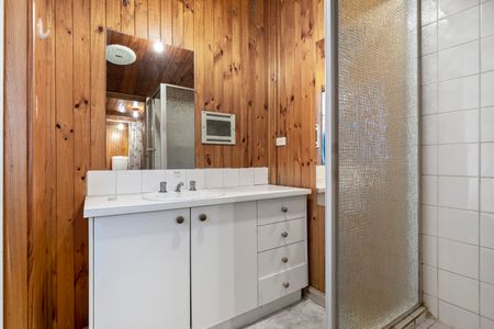 4 Percy Street, Prahran VIC 3181 - House For Rent | Domain - Photo 2