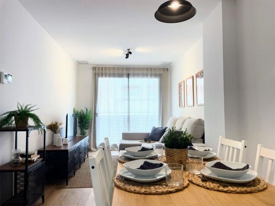 Piso de alquiler en Carrer del Berguedà, 99, Can Palet - Photo 1