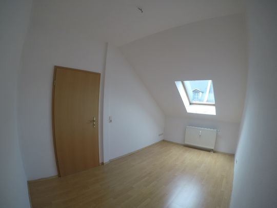 schöne 2-Raum Dachgeschosswohnung in Geras Zentrum - Photo 1