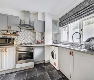 Cluse Court, Angel, N1 - Photo 2