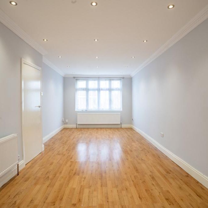 3 bedroom terraced house to rent - Photo 1