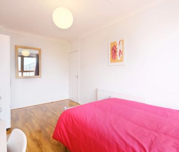 Denchworth House – Room 2 - Photo 3