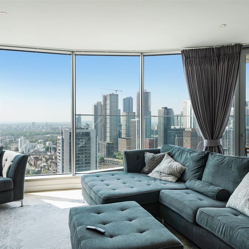 2 bed flat to rent in Biscayne Avenue, London, E14 - Photo 1