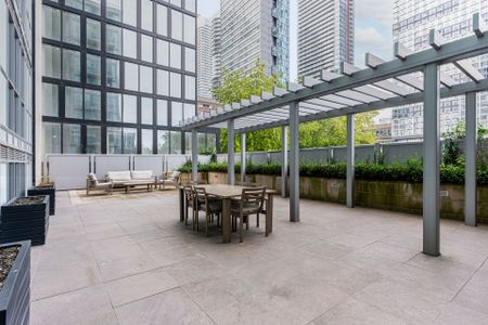 For Lease - 220 George Street Unit# TH2, Toronto, Ontario - Photo 2