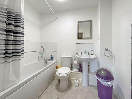 2 bedroom apartment to rent - Photo 2