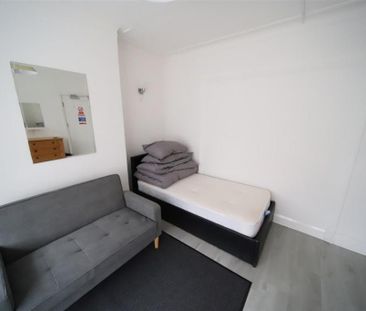 Flat to rent - Photo 3