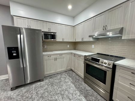 For Lease - 1316 Simcoe Street Unit# Main, Oshawa, Ontario - Photo 4