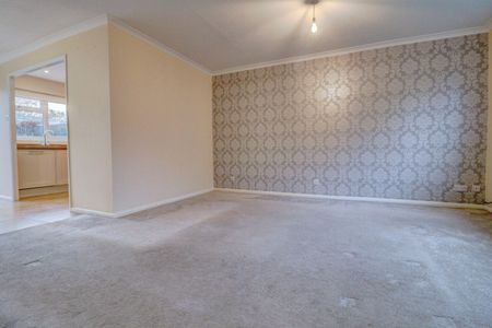 3 bedroom mid terraced house to rent - Photo 2