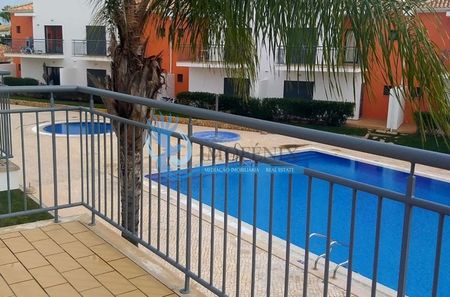 Moradia em Banda - T2 - Pêra - Arrendamento - Photo 2