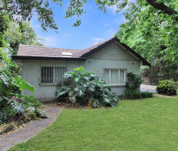 Spacious Three bedroom plus study family home - Photo 5