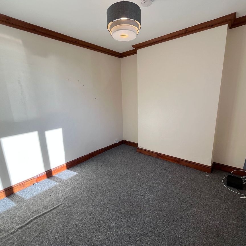 Edgeware Road, Uplands, Swansea, SA2 0NA - Photo 1