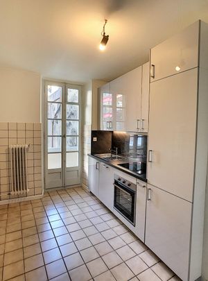 Bel appartement de 3.5 pièces au 2ème étage avec ascenseur à Vevey - Photo 1