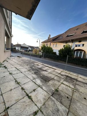 Large 2.5-room apartment in Champagne - Photo 1