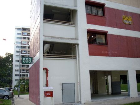 Blk 558 Jurong West Street 42 (Jurong West), HDB Executive - For Rent - Photo 5